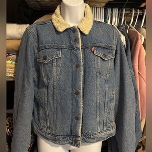 Levi's Women's Denim Jacket with Cream Collar